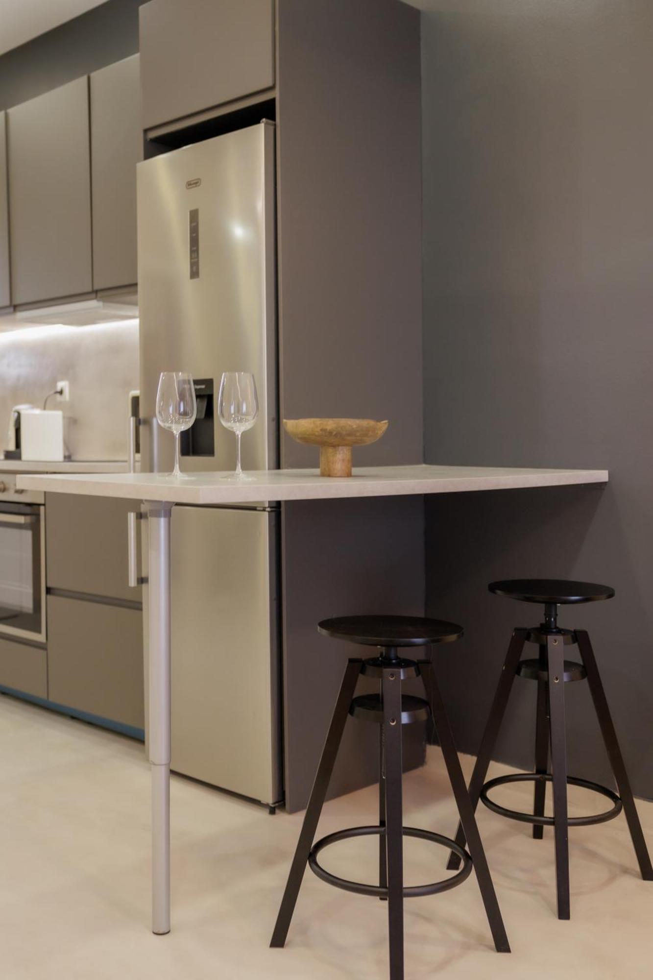 Modern 2Bdr Apt - 2' To Metro - Direct To Acropolis Atina Dış mekan fotoğraf